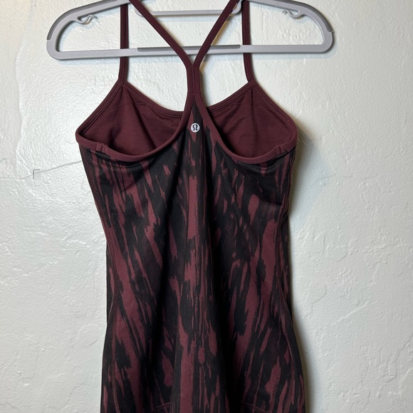 Lululemon Workout Burgundy & Black Tank - Picture 2 of 4